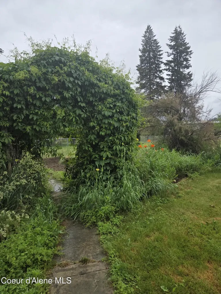 75 W Railroad Street Moyie Springs ID 83845