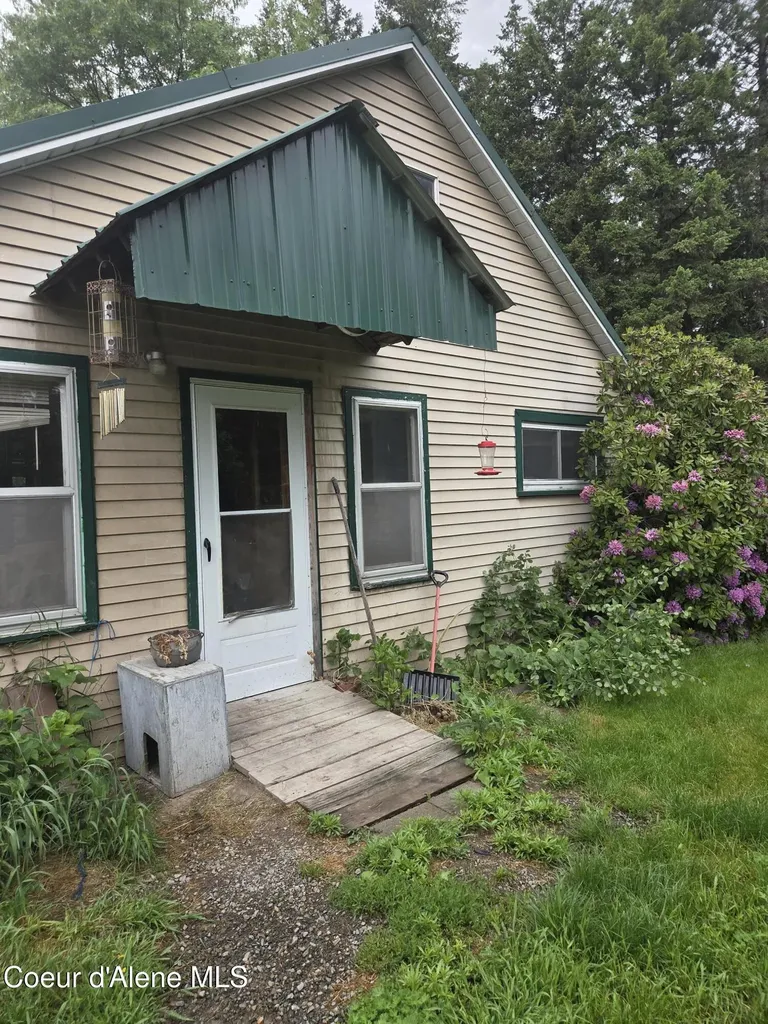 75 W Railroad Street Moyie Springs ID 83845