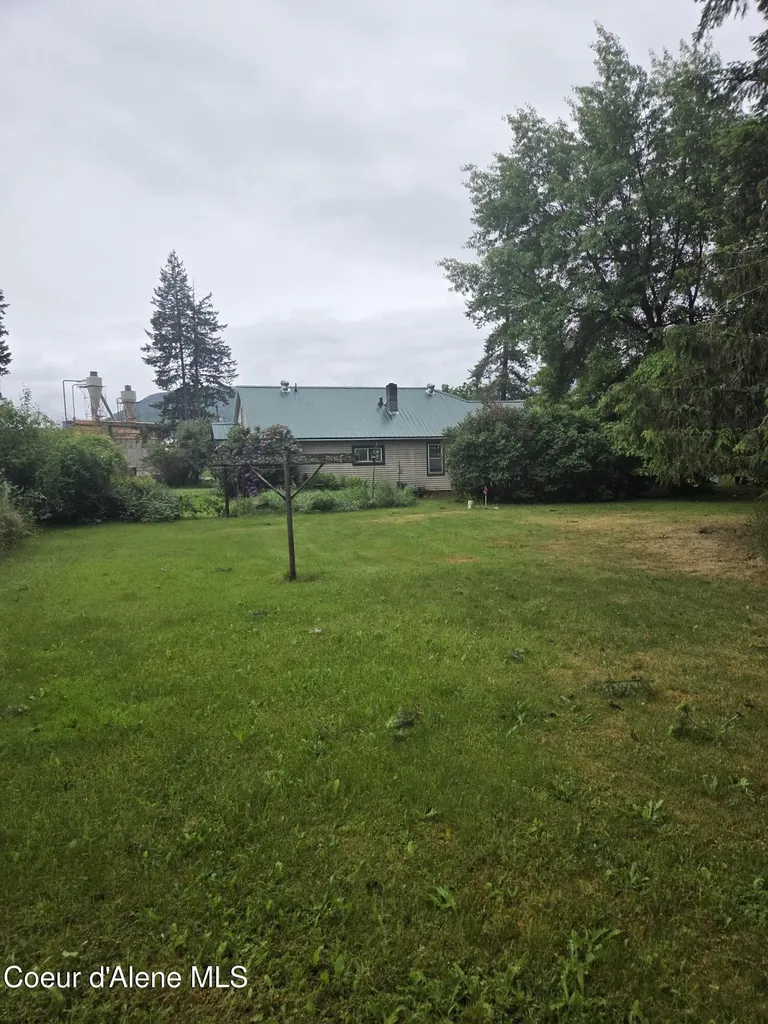 75 W Railroad Street Moyie Springs ID 83845