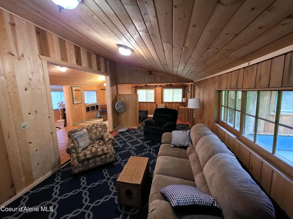 17914 S Spirit Lake Shore Spirit Lake ID 83869