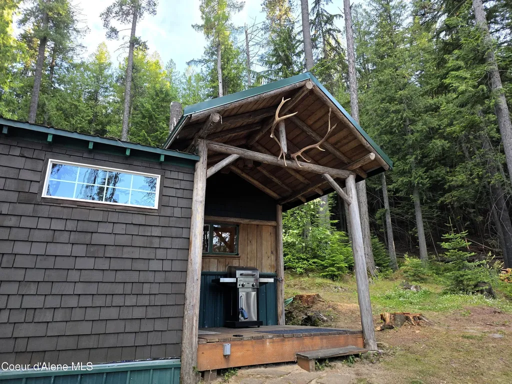 17914 S Spirit Lake Shore Spirit Lake ID 83869