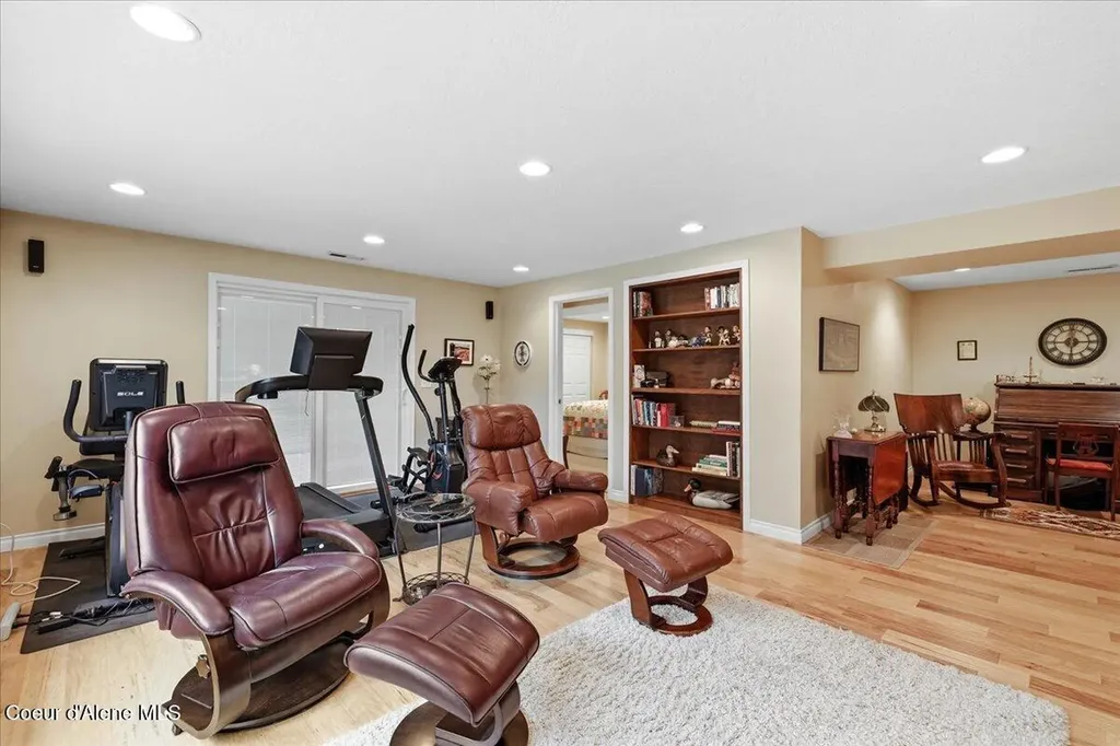 380 Electric Avenue Kingston ID 83839
