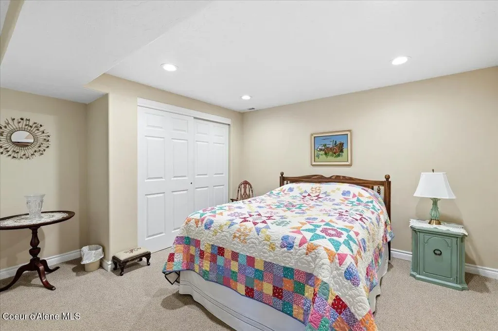 380 Electric Avenue Kingston ID 83839