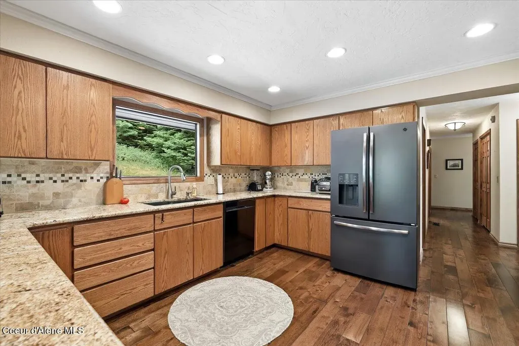 380 Electric Avenue Kingston ID 83839