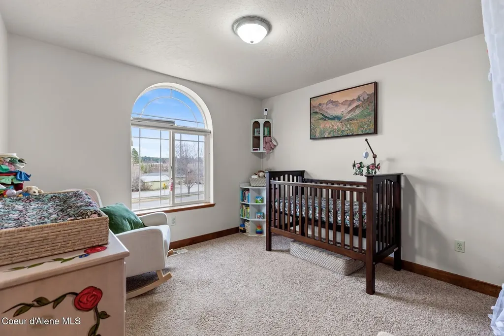 11074 W Riverview Drive Post Falls ID 83854
