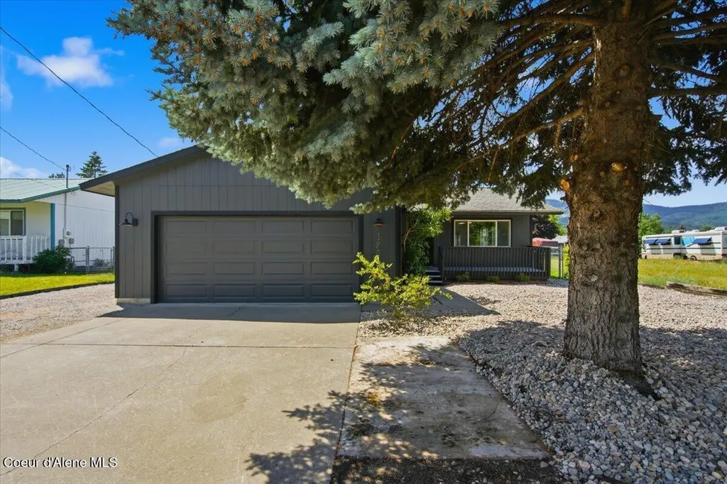 1706 E 3rd Avenue Post Falls ID 83854