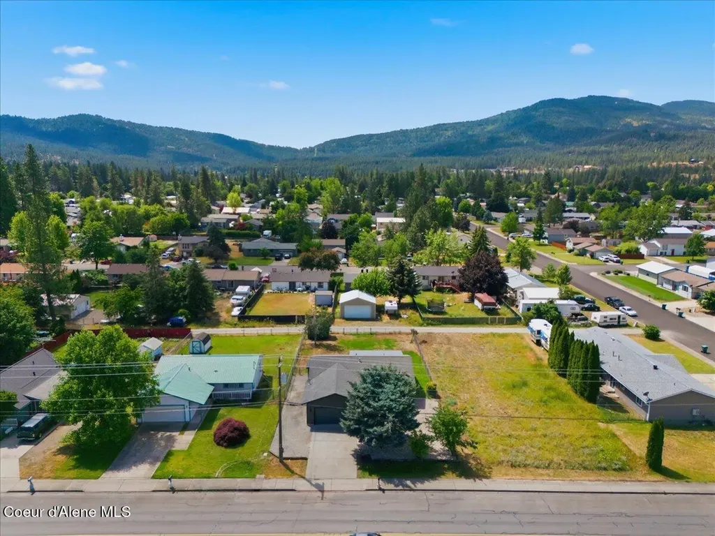 1706 E 3rd Avenue Post Falls ID 83854