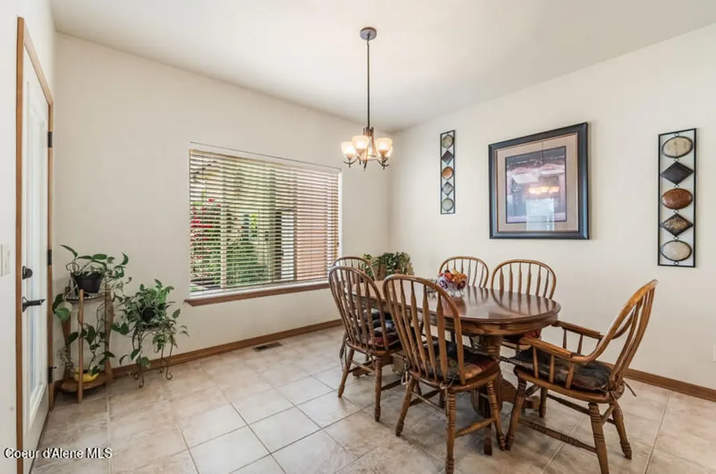 2518 W Berkley Lane Hayden ID 83835