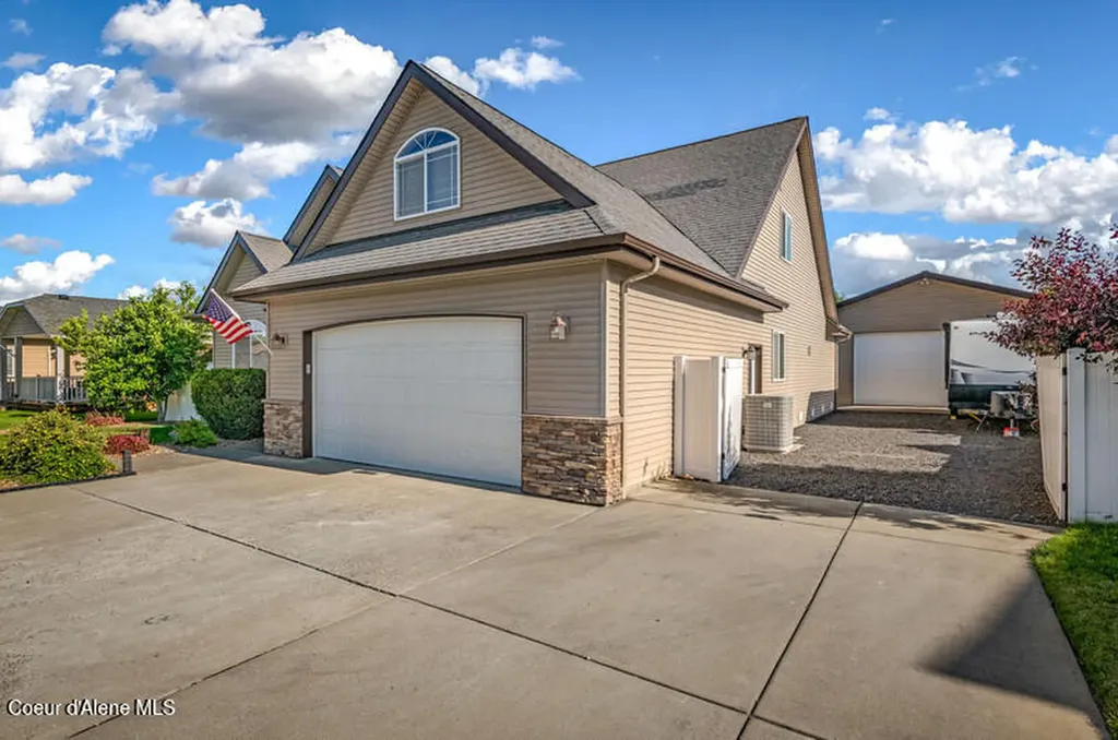 2518 W Berkley Lane Hayden ID 83835