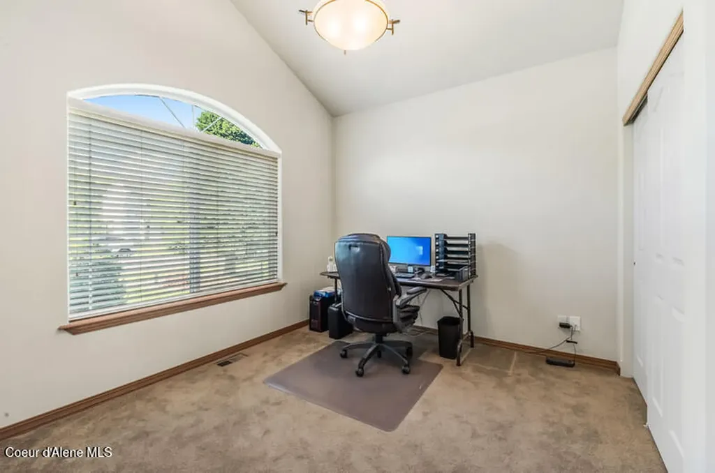2518 W Berkley Lane Hayden ID 83835