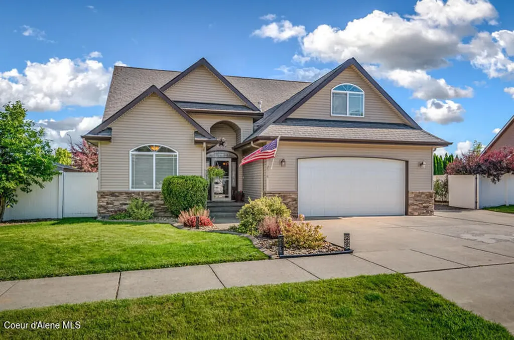 2518 W Berkley Lane Hayden ID 83835
