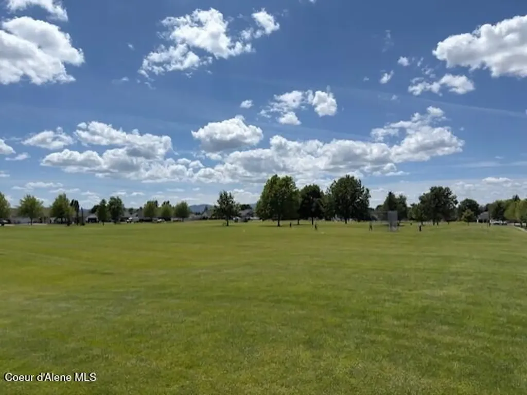 2518 W Berkley Lane Hayden ID 83835