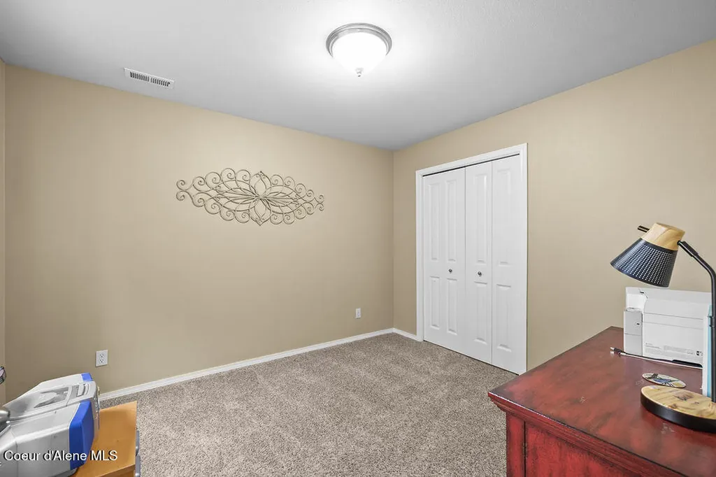 3306 E Lashawn Court Post Falls ID 83854