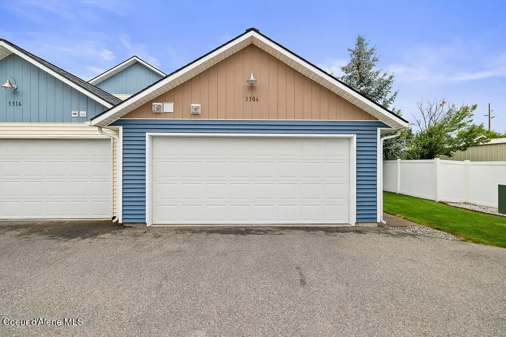 3306 E Lashawn Court Post Falls ID 83854