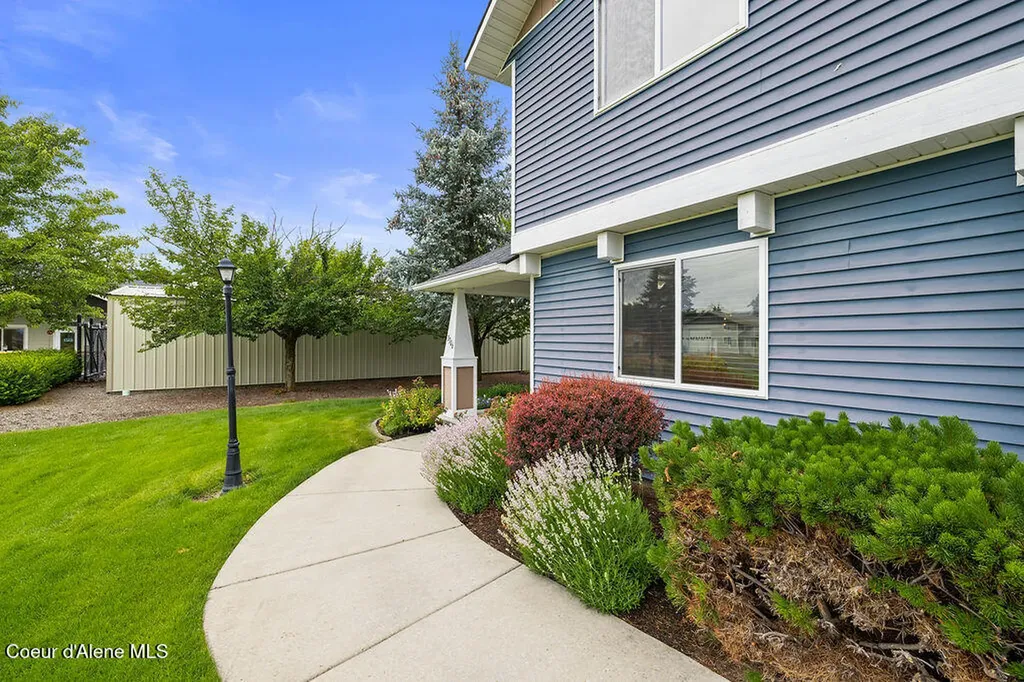 3306 E Lashawn Court Post Falls ID 83854