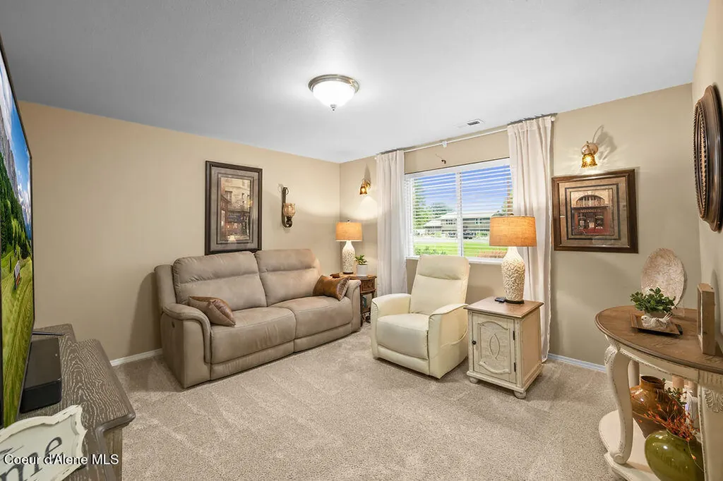 3306 E Lashawn Court Post Falls ID 83854