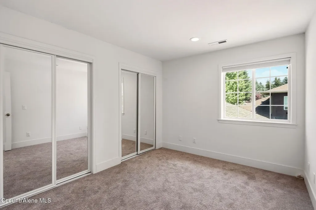2946 E Point Hayden Drive Hayden Lake ID 83835