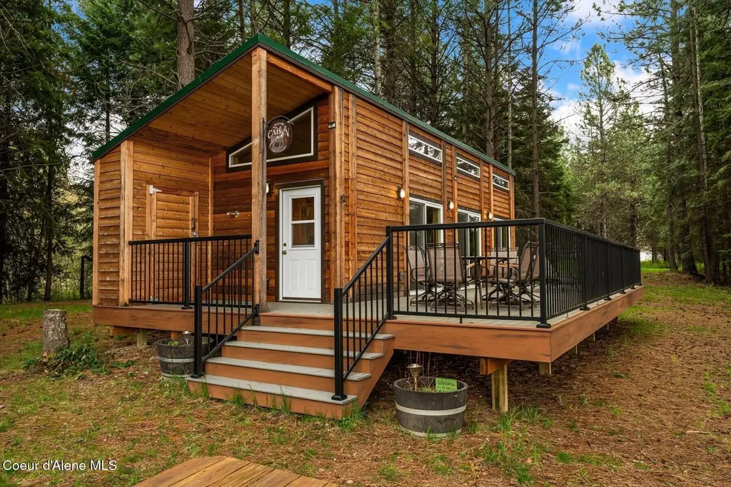 5250 Highway 2 Priest River ID 83856