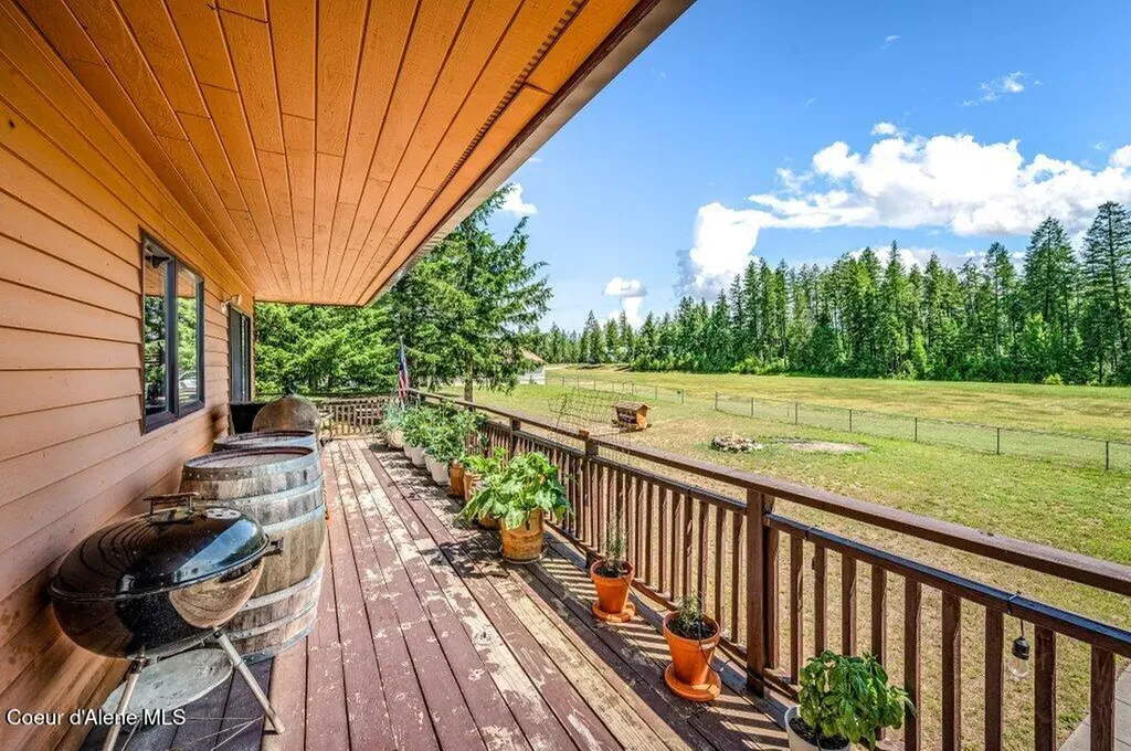 634 Skyhawk Drive Spirit Lake ID 83869