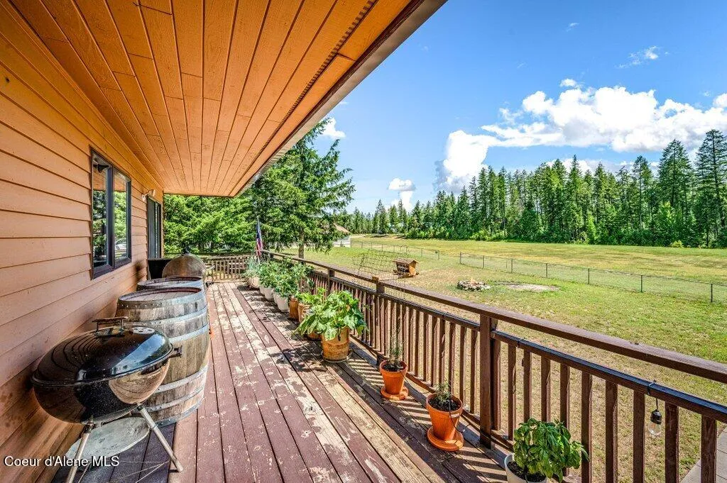 634 Skyhawk Drive Spirit Lake ID 83869