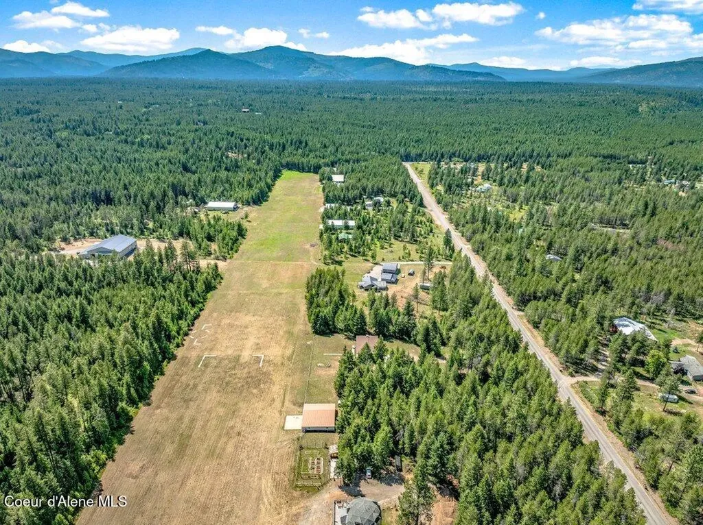 634 Skyhawk Drive Spirit Lake ID 83869