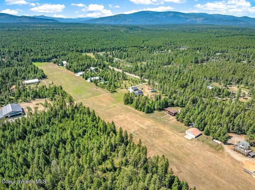 634 Skyhawk Drive Spirit Lake ID 83869