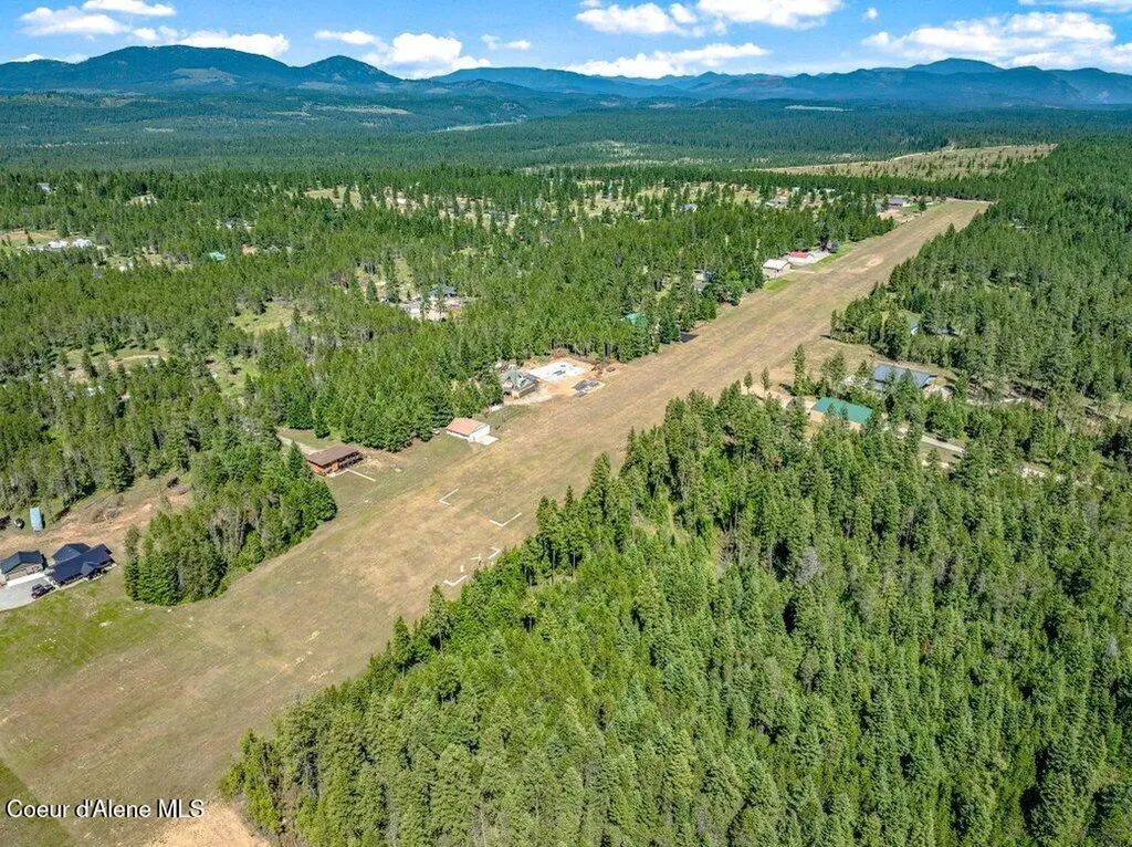 634 Skyhawk Drive Spirit Lake ID 83869