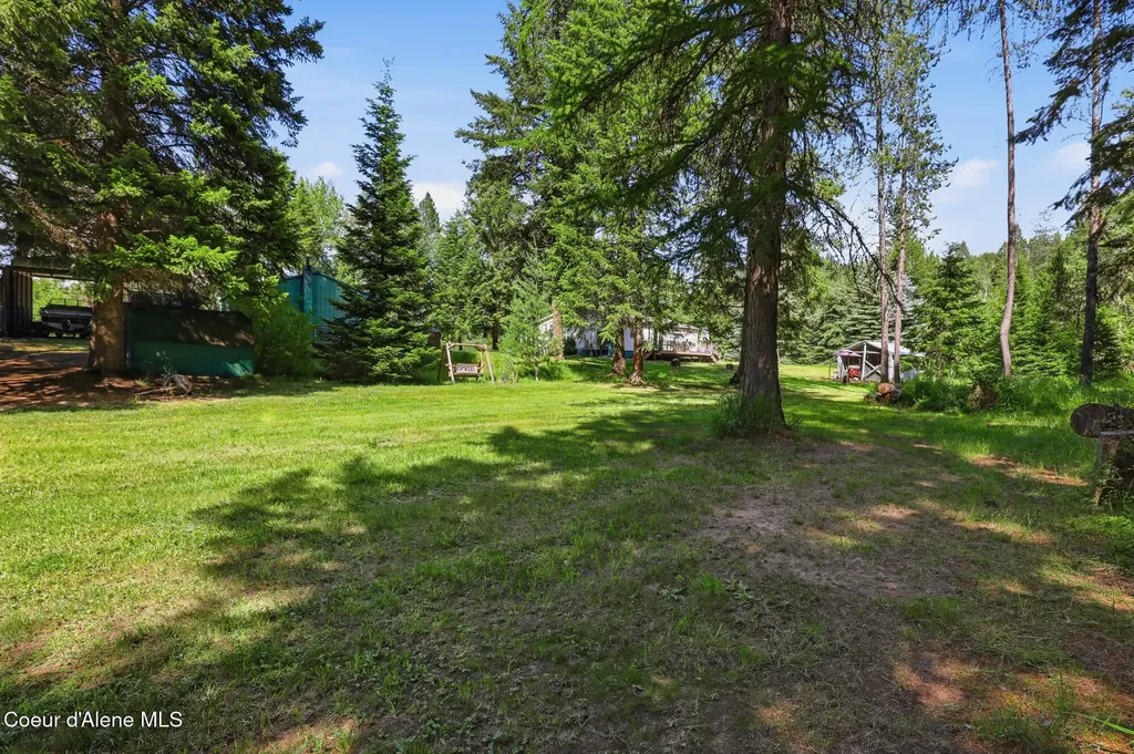 4374 E Timberland Road Athol ID 83801
