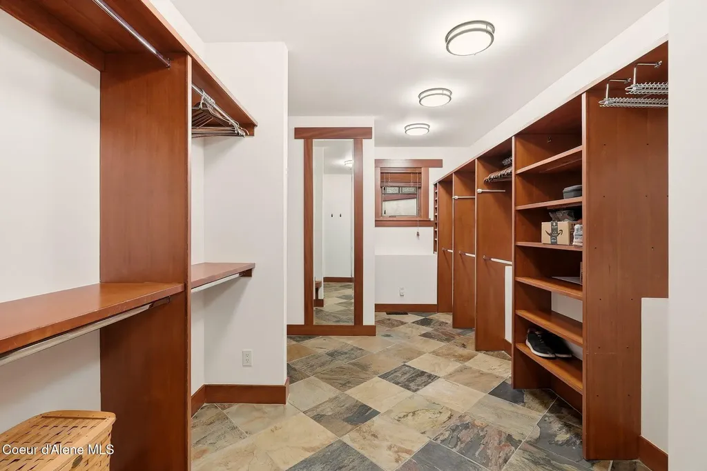 203 Shannon Lane Dover ID 83825