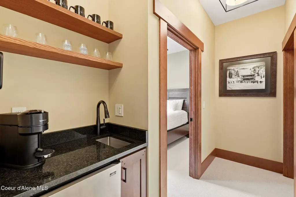 203 Shannon Lane Dover ID 83825
