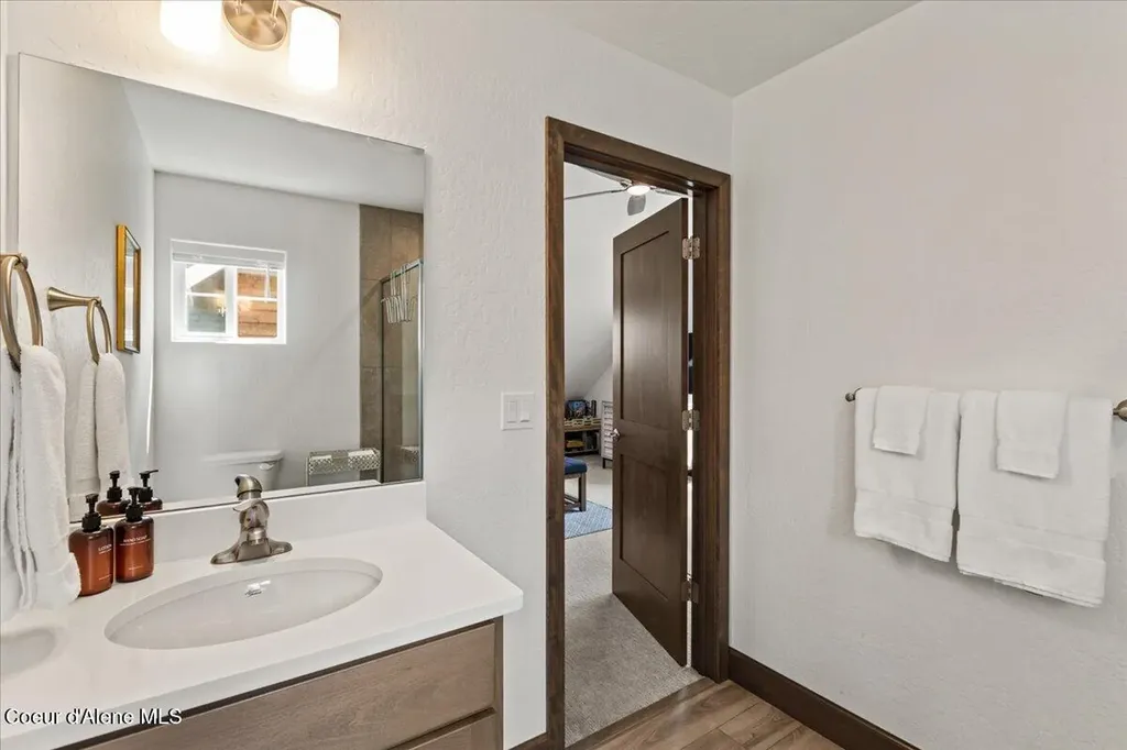 43 Hitchcock Drive Dover ID 83825