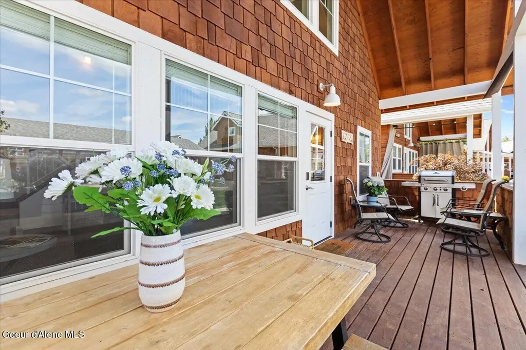 43 Hitchcock Drive Dover ID 83825