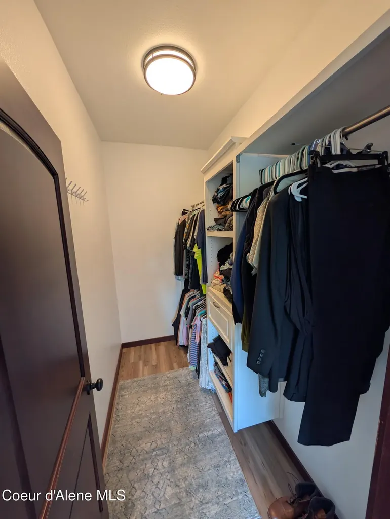 18192 W Spuler Lane Hauser ID 83854