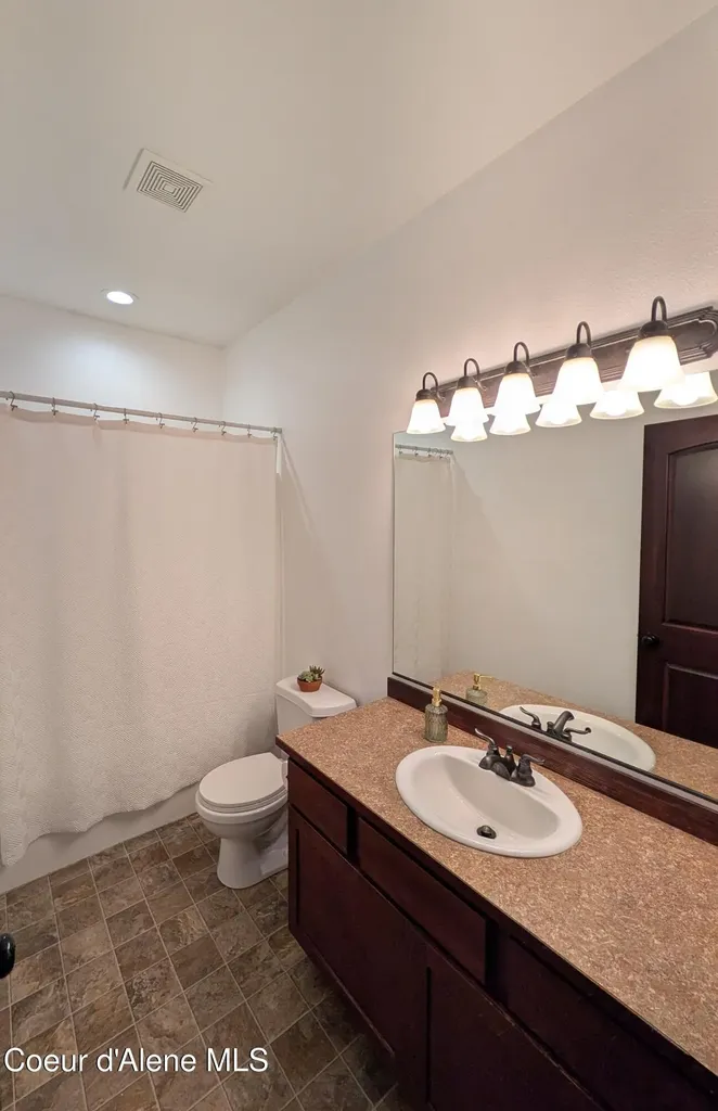 18192 W Spuler Lane Hauser ID 83854