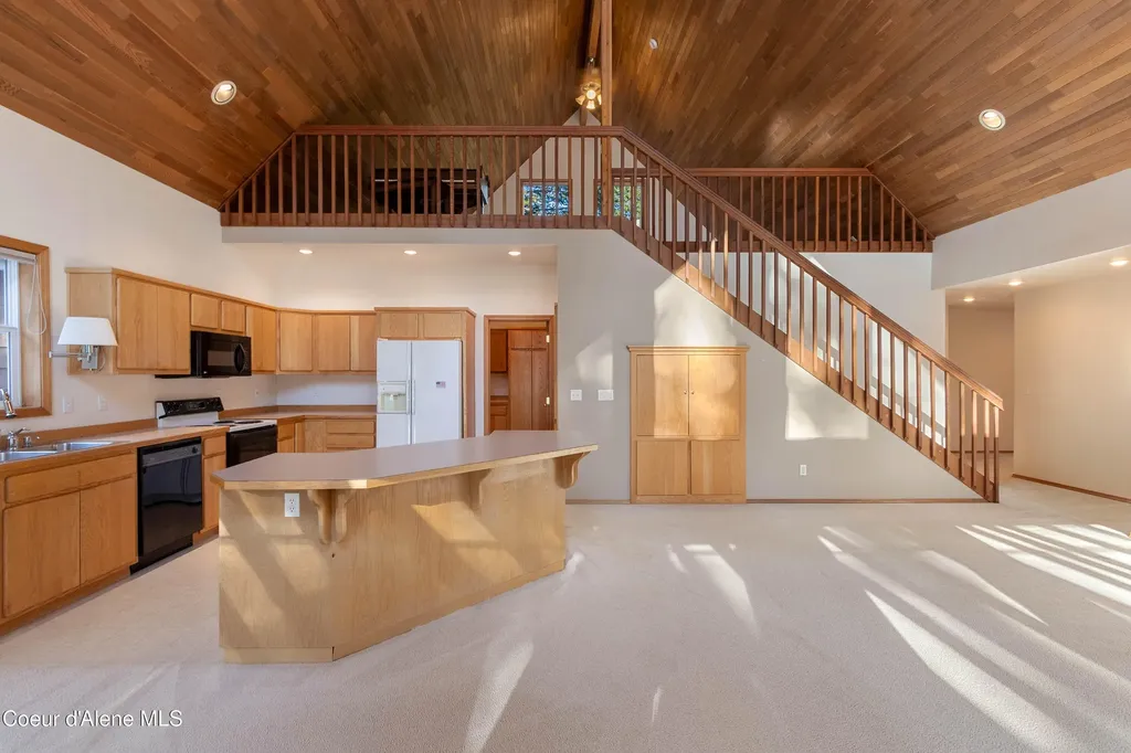 608 Meadowlark Lane Sandpoint ID 83864