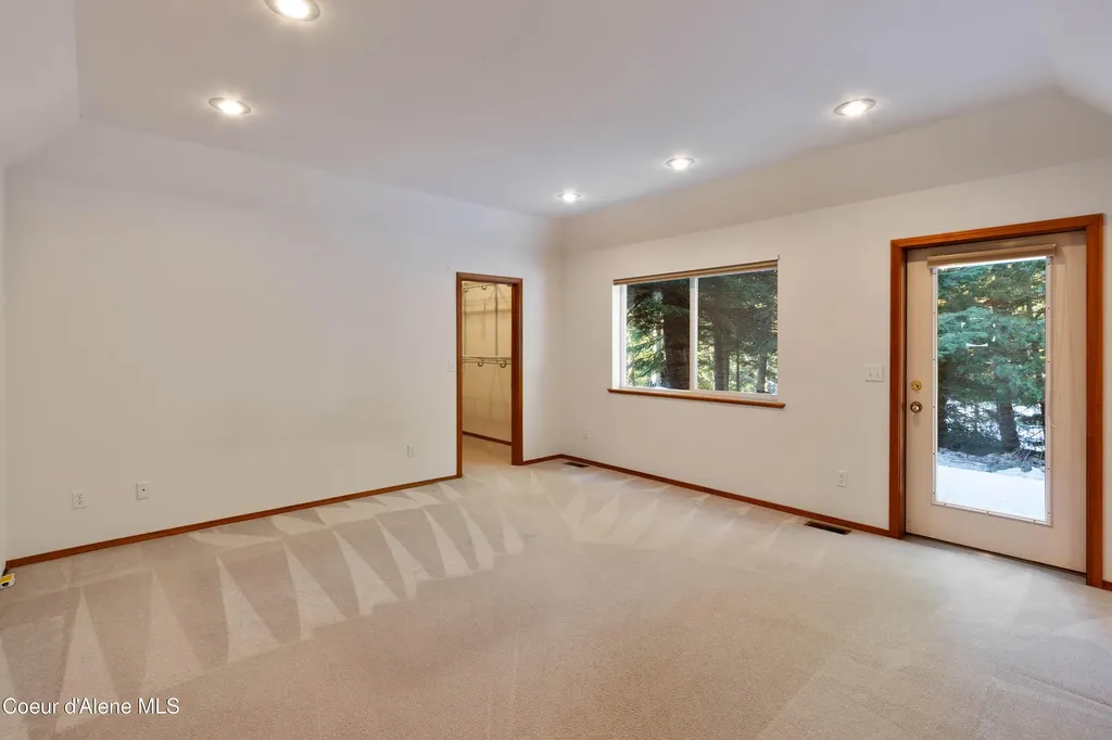 608 Meadowlark Lane Sandpoint ID 83864