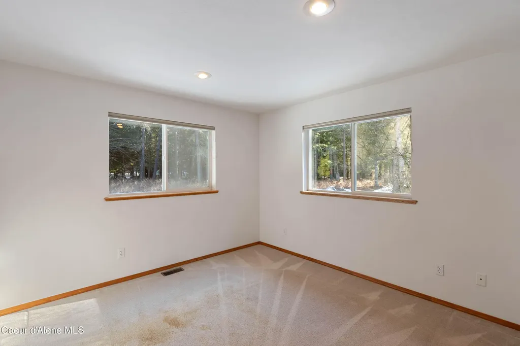 608 Meadowlark Lane Sandpoint ID 83864