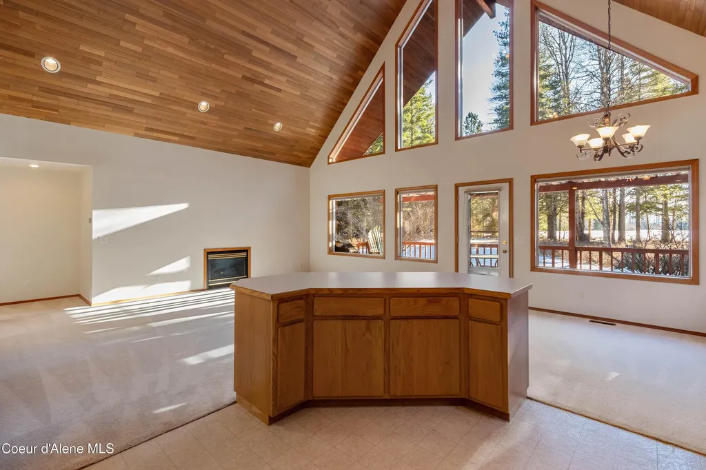 608 Meadowlark Lane Sandpoint ID 83864
