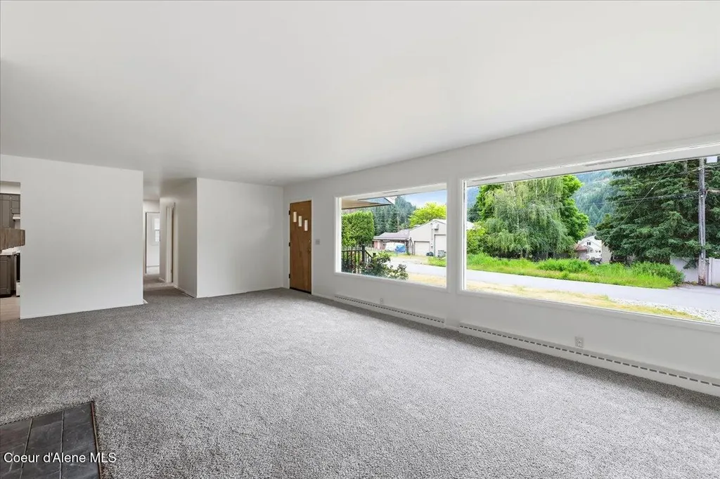 108 W 4th Street Silverton ID 83867