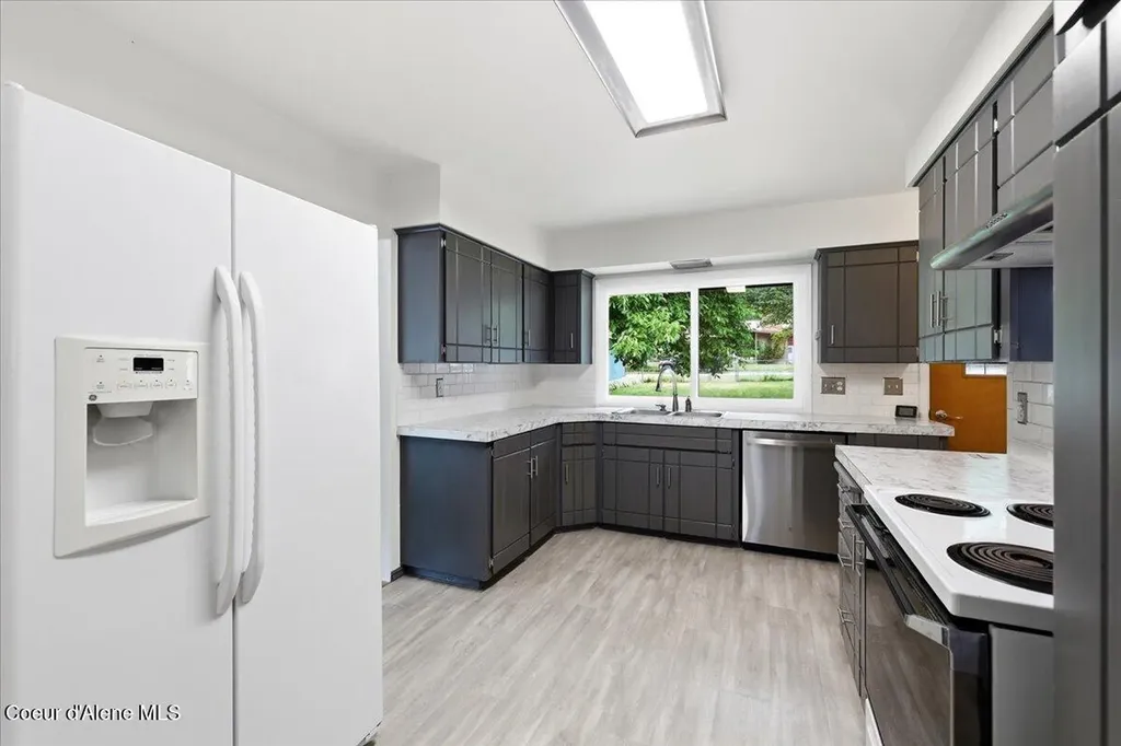 108 W 4th Street Silverton ID 83867