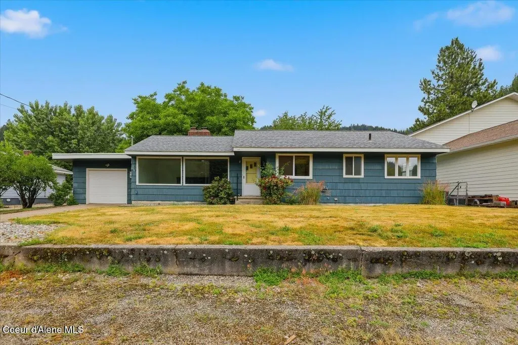108 W 4th Street Silverton ID 83867
