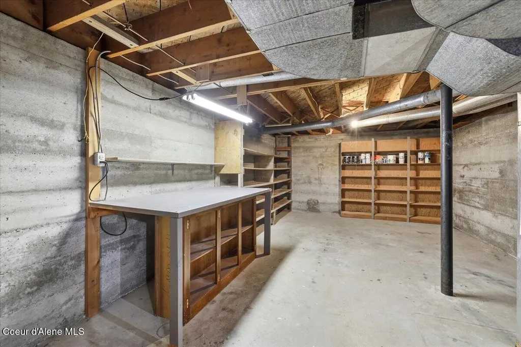 108 W 4th Street Silverton ID 83867