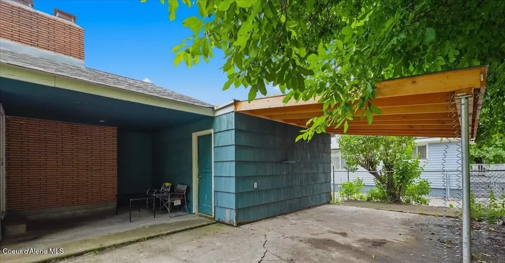 108 W 4th Street Silverton ID 83867