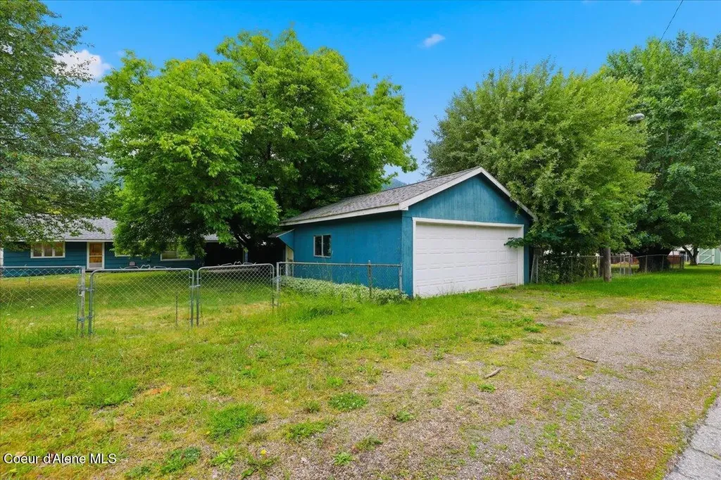 108 W 4th Street Silverton ID 83867