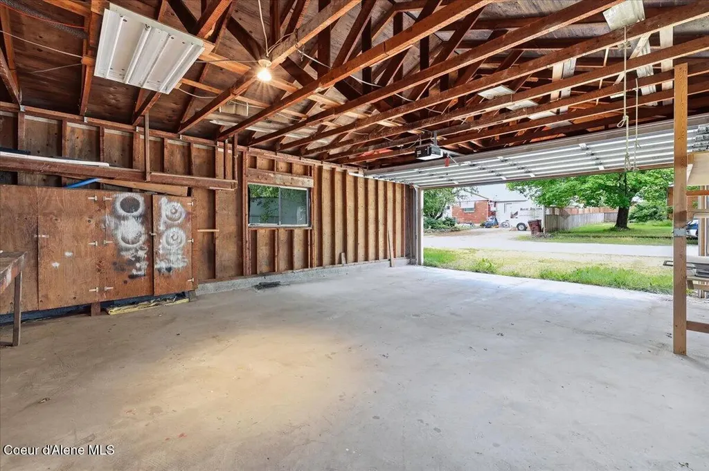 108 W 4th Street Silverton ID 83867