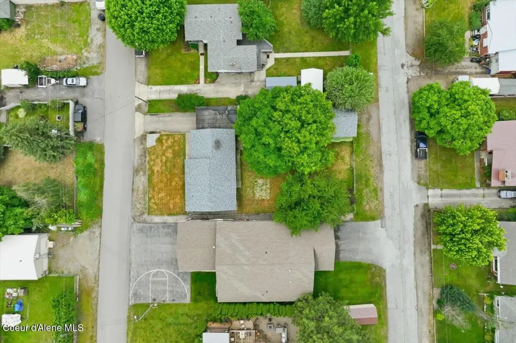108 W 4th Street Silverton ID 83867