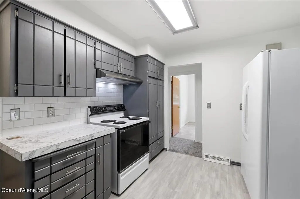 108 W 4th Street Silverton ID 83867