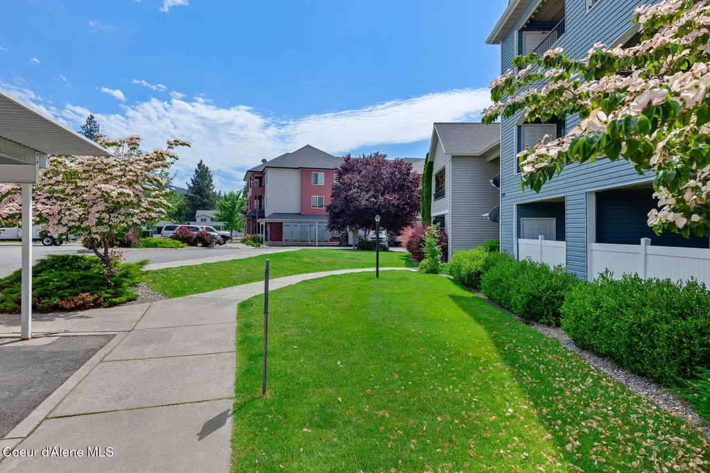 310 N Promenade Loop Post Falls ID 83854