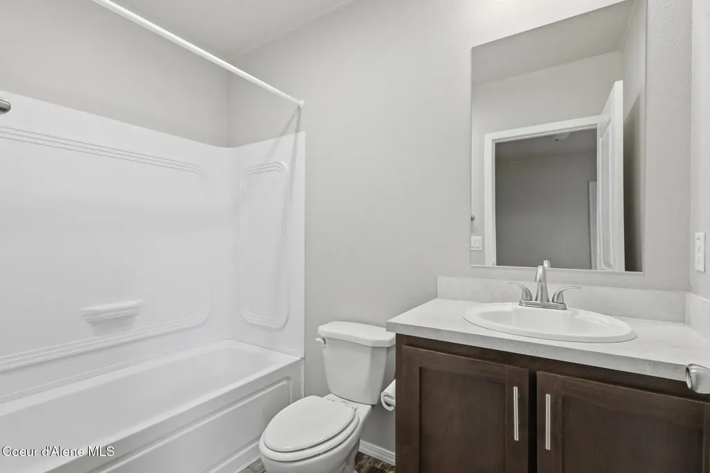 10401 N Kender Lane Hayden ID 83835