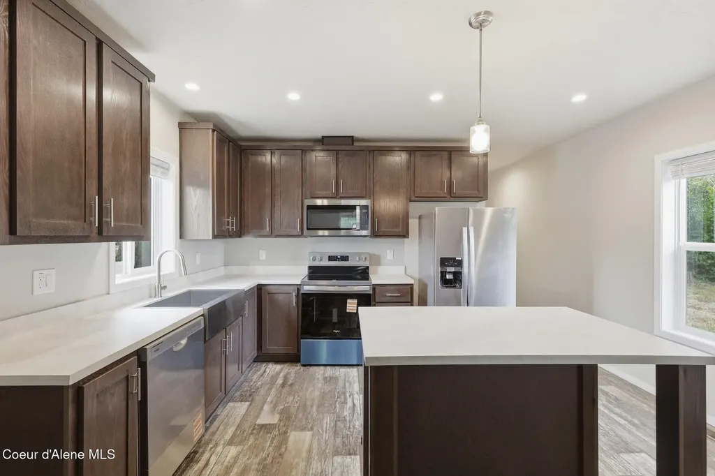 10401 N Kender Lane Hayden ID 83835